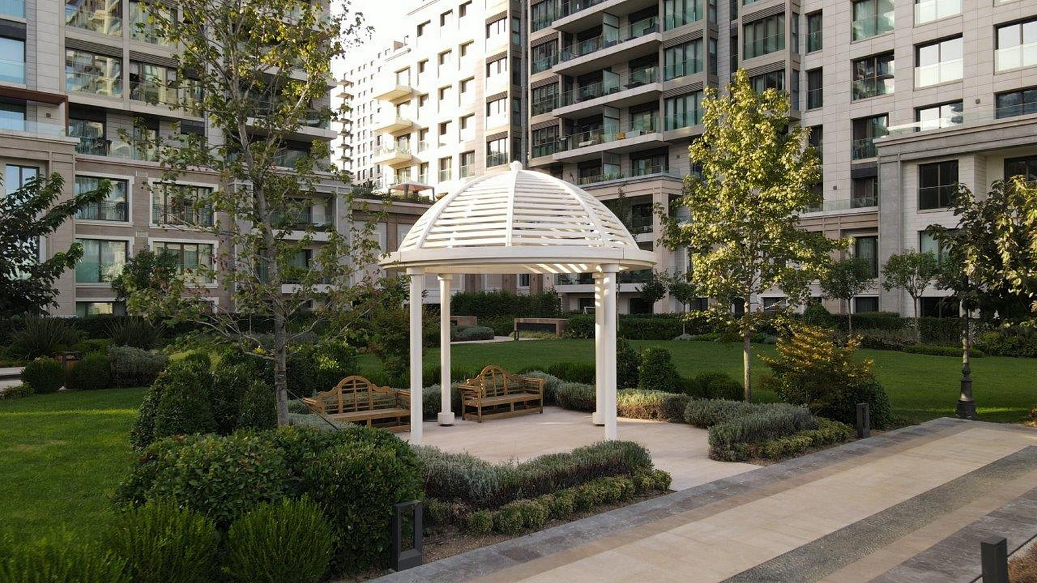 Elite residential complex with rich infrastructure