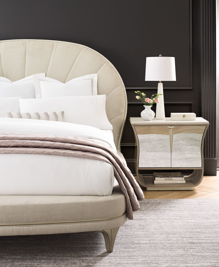 Photo The Lillian Bed (Cal King Size)