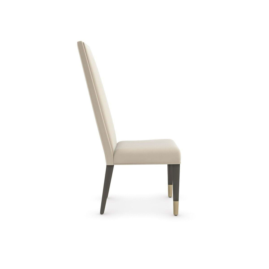 Photo The Masters Chair (cream)