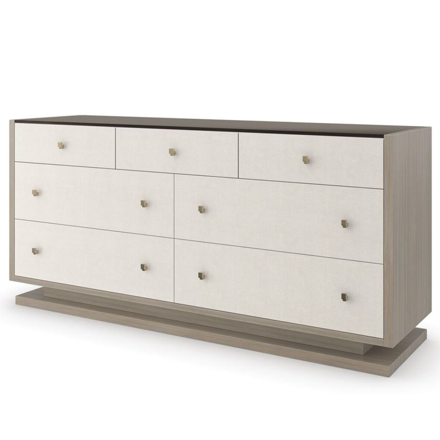 Photo Calypso's dresser