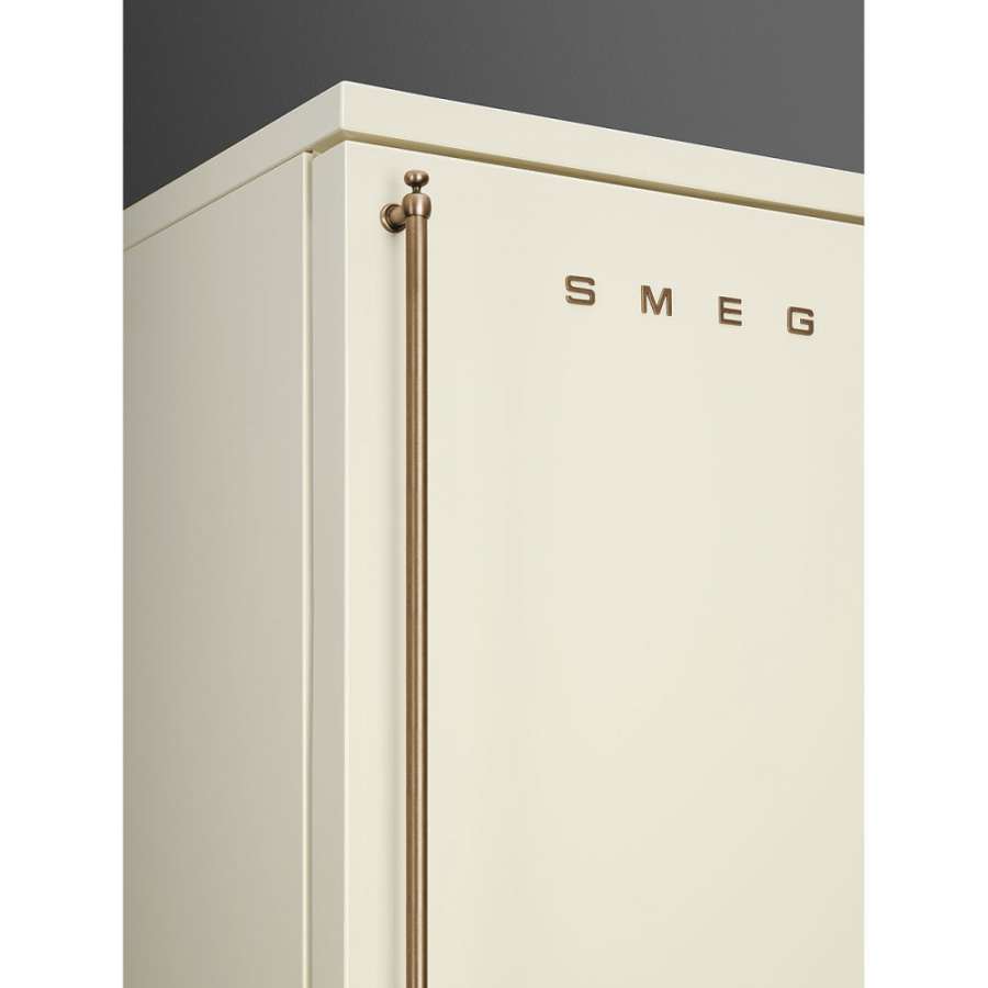 Photo Smeg FA8005LPO5 refrigerator