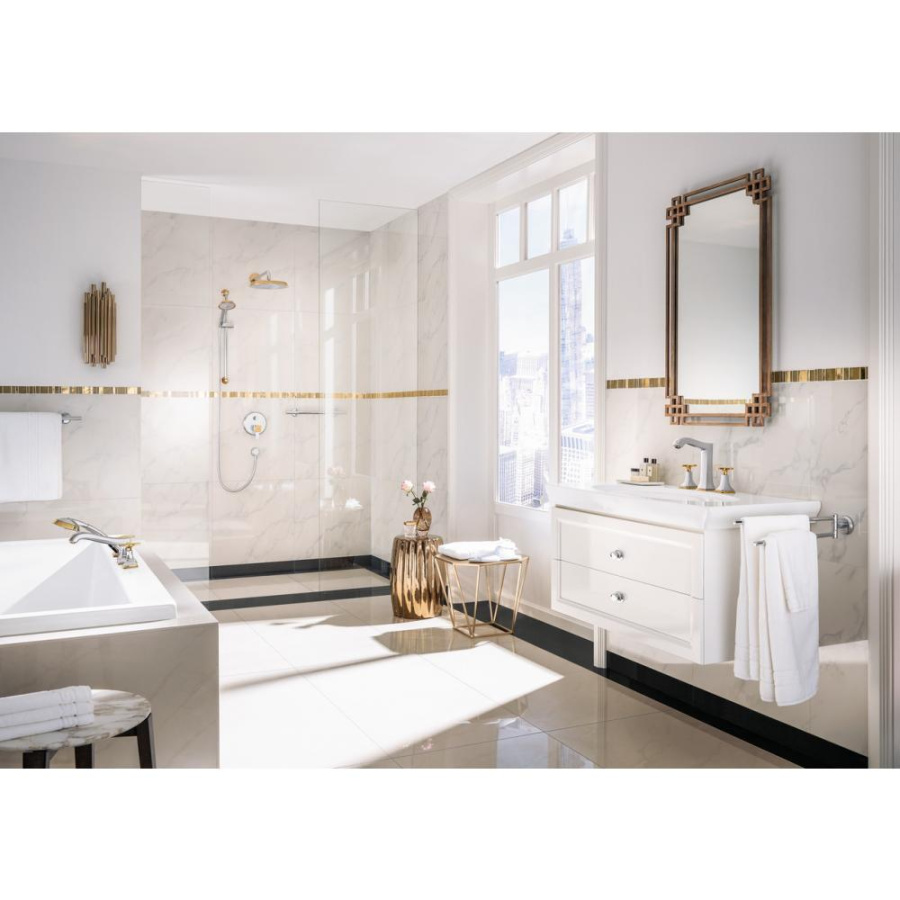 Photo Mixer on board the bath hansgrohe Metropol Classic 31449090