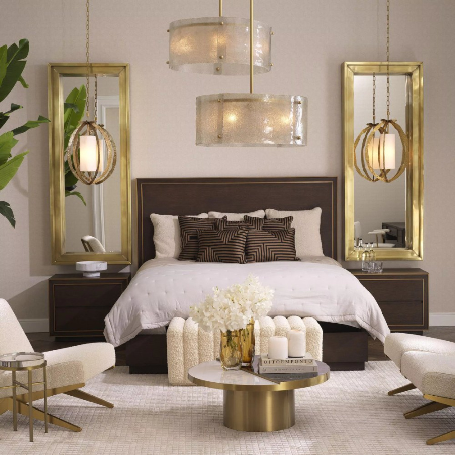 Photo Camelot bedside table
