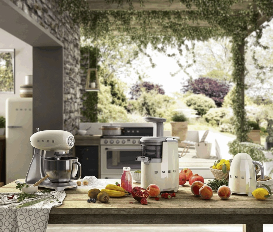 Photo Smeg FAB28LCR5 refrigerator