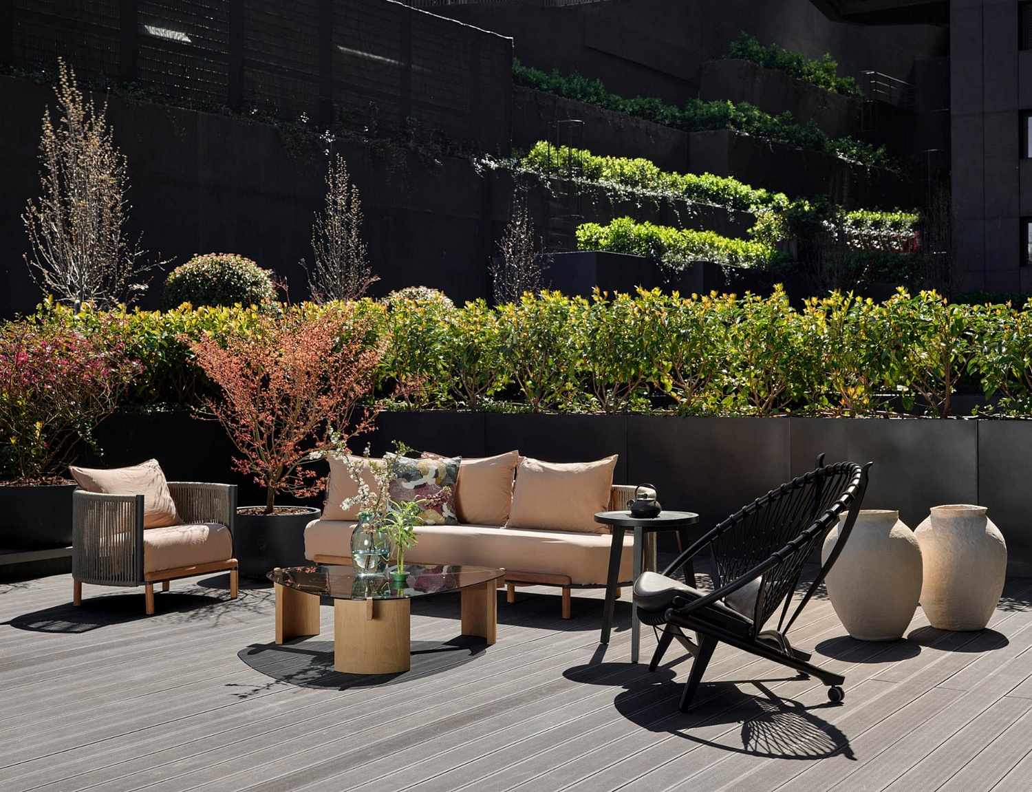Luxury class residences with hotel service
