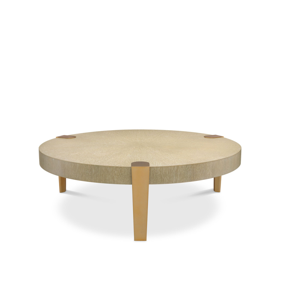 Photo Oxnard's coffee table