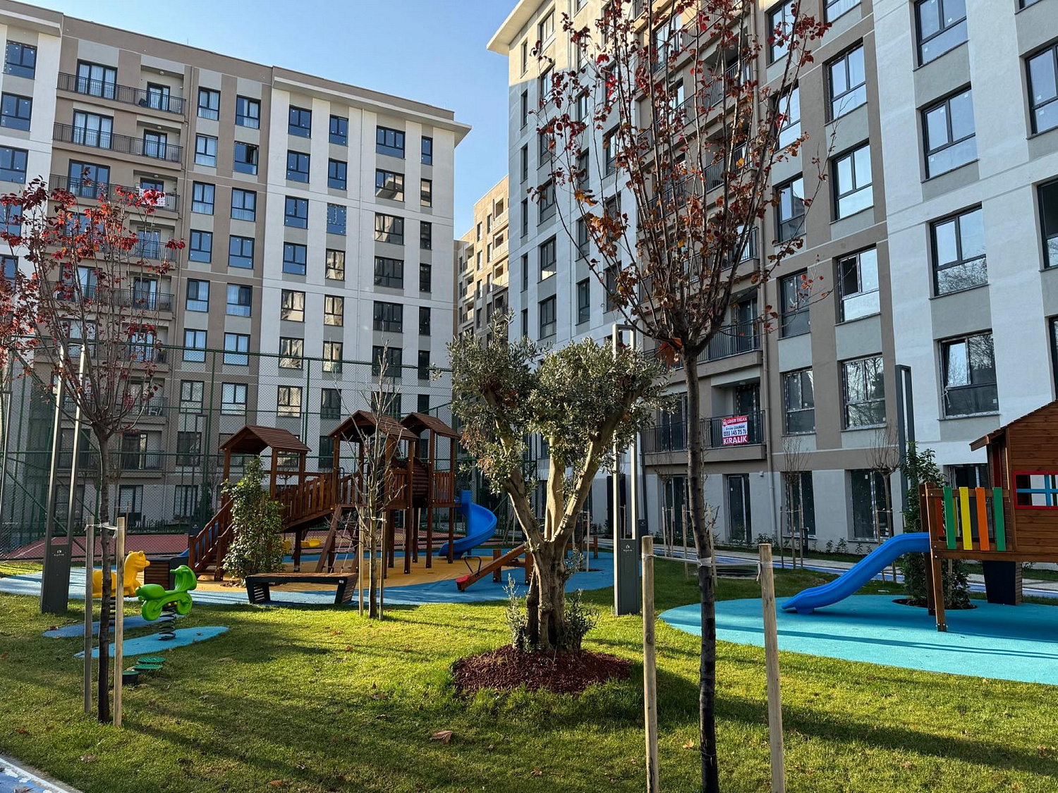 Spacious family apartments in the green quarter
