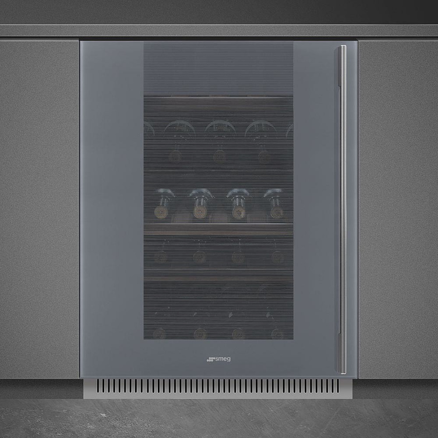 Photo Wine refrigerator Smeg CVI138LS3