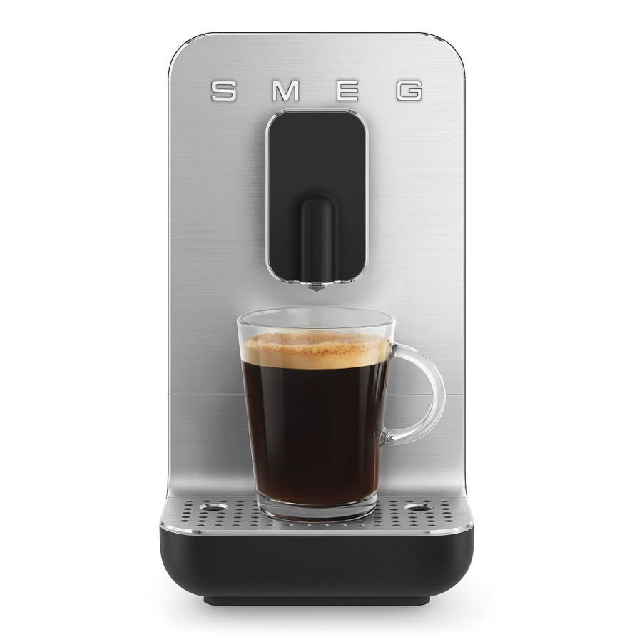 Photo Coffee machine Smeg BCC01BLMEU