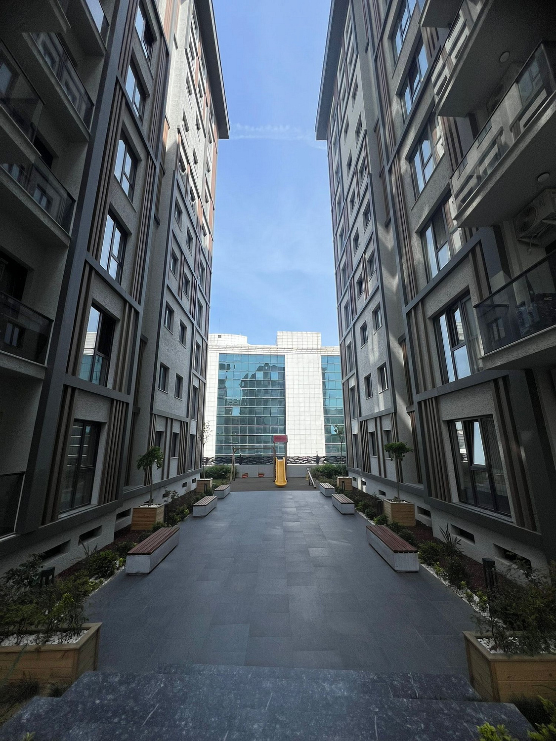 Club residential complex in the central district