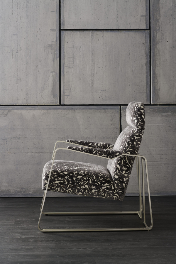 Photo Exposition chair