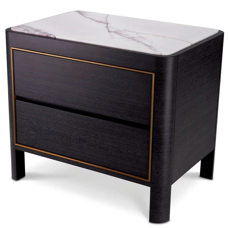 Photo Corazon's bedside table