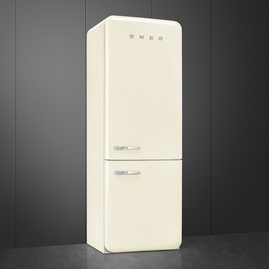 Photo Smeg FAB38RCR5 refrigerator