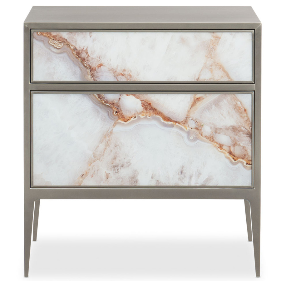Photo The bedside table of Perfect Gem