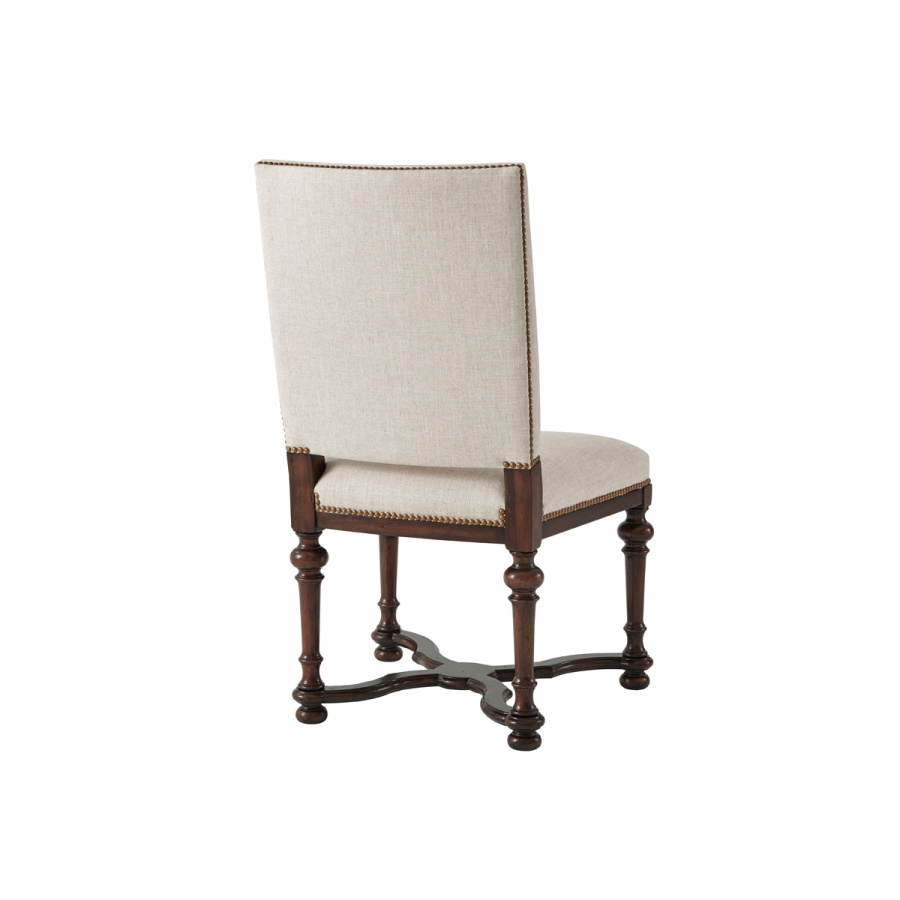 Photo Cultivated dining chair