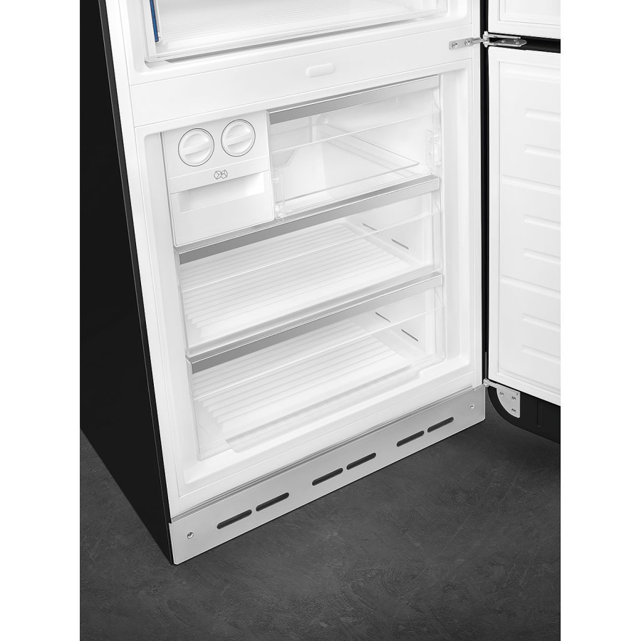 Photo Smeg FAB38RBL5 refrigerator