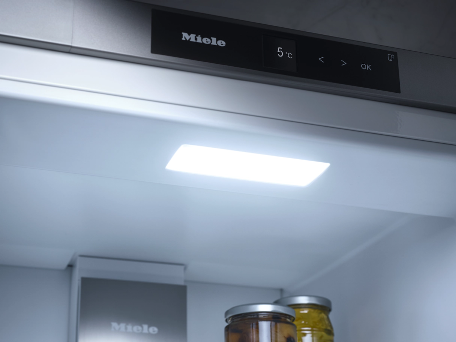 Photo Refrigerator Miele K 7743 E