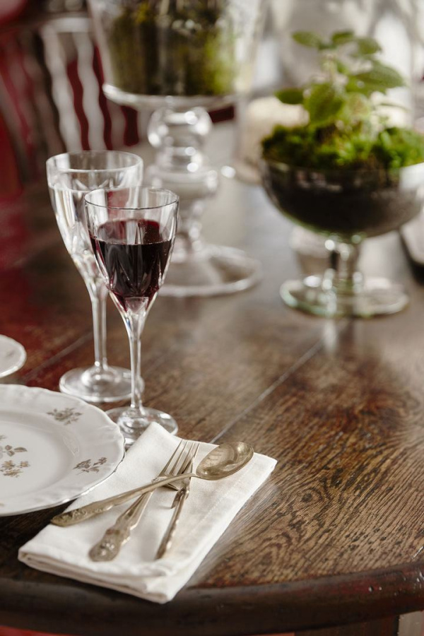 Photo Emory's dining table