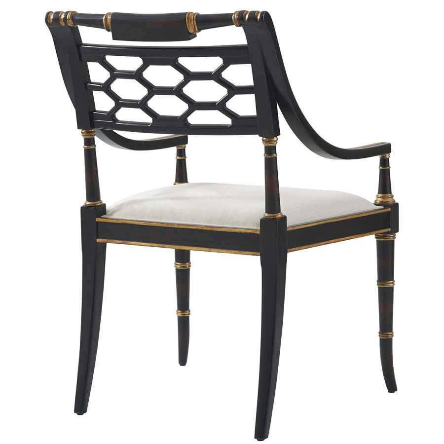 Photo Sophy's chair (with armrests)