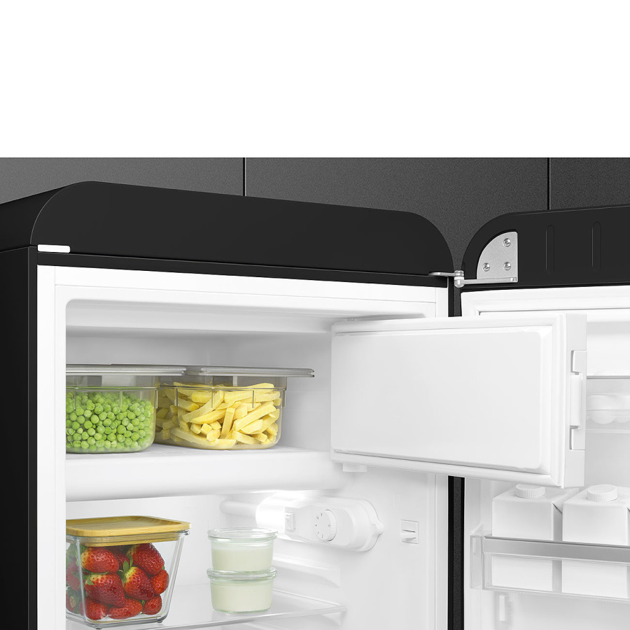 Photo Smeg FAB10RBL5 refrigerator