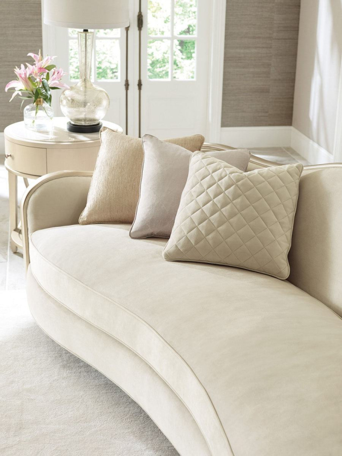 Photo Adela's sofa