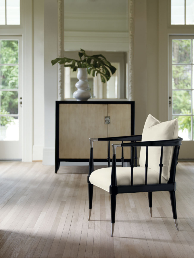 Photo Black Beauty chair (white)