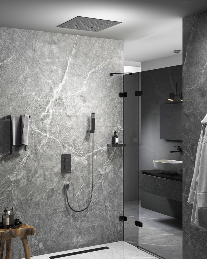 Photo Shower system with thermostat Timo Petruma SX-5029/18SM black gold