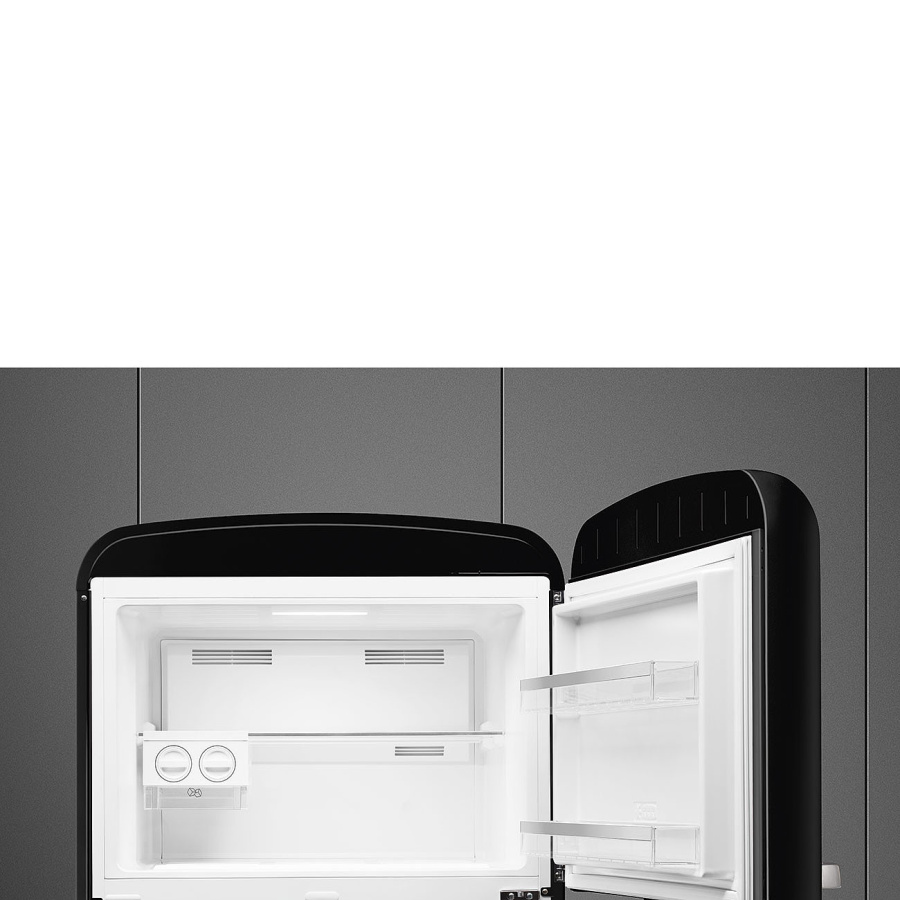 Photo Smeg FAB50RBL5 refrigerator