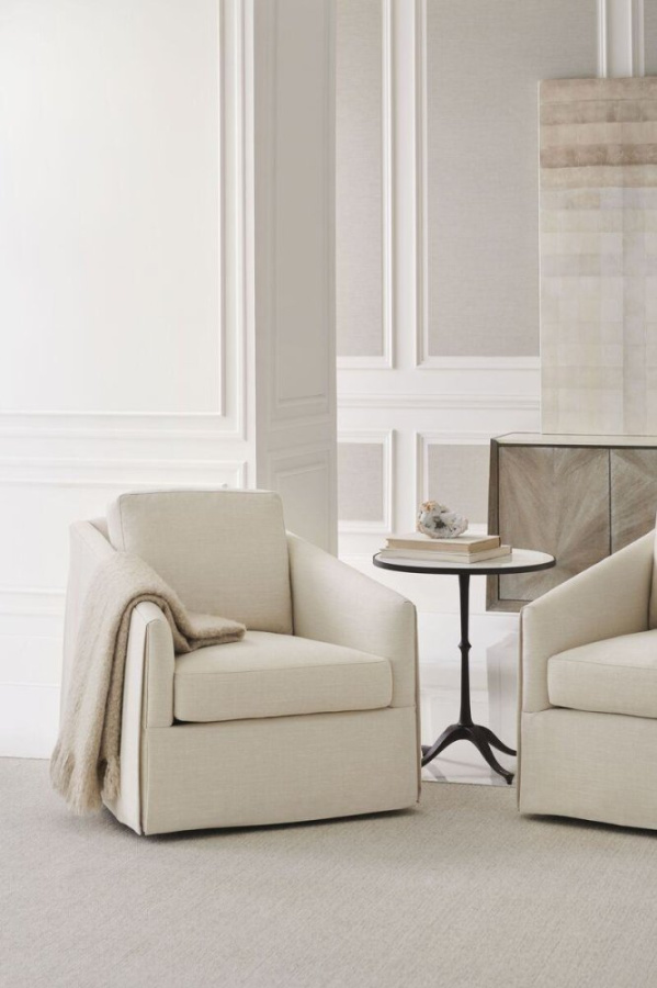 Photo Casual Affair chair